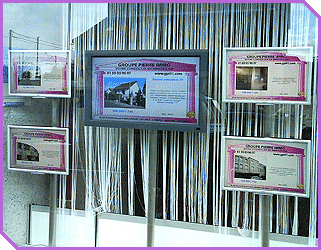Vitrine multimedia immobilier Cosmosoft Mod&egrave;le 5 &eacute;crans